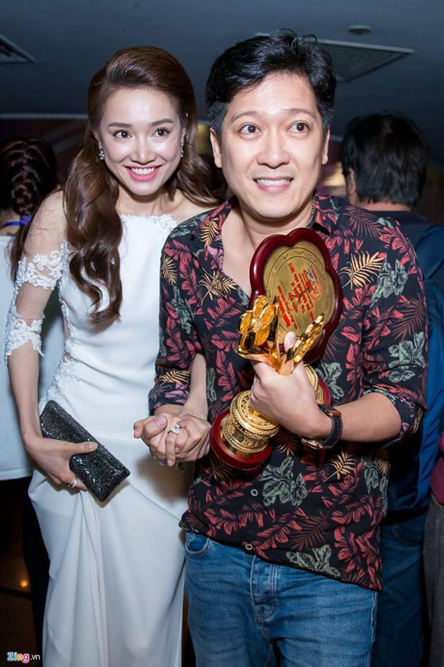 Trường Giang và Nhã Phương về chung nhà sau màn cầu hôn bất ngờ-1