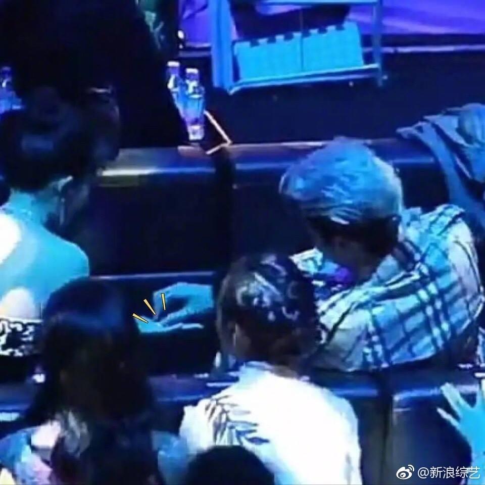 Hình ảnh HOT nhất mạng xã hội hôm nay: Dương Mịch xin kẹo chia cho Ngô Diệc Phàm-3