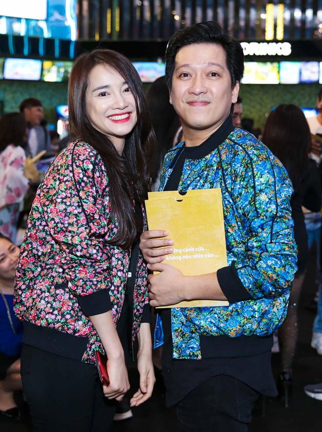 Những lần mặc đồ đôi đốn tim fan của trai tài gái sắc Nhã Phương - Trường Giang-7