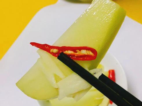 Kỳ lạ món đồ uống từ than chỉ có thể tìm thấy ở một nơi duy nhất trên thế giới-8