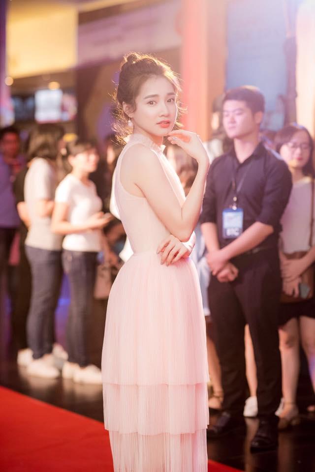 Phong cách thảm đỏ như công chúa mà Nhã Phương vô cùng yêu thích-9