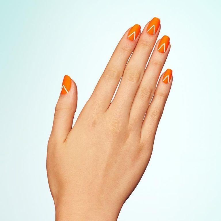 Top nhiều hơn 95 mẫu móng tay màu cam mới nhất  thtantai2eduvn
