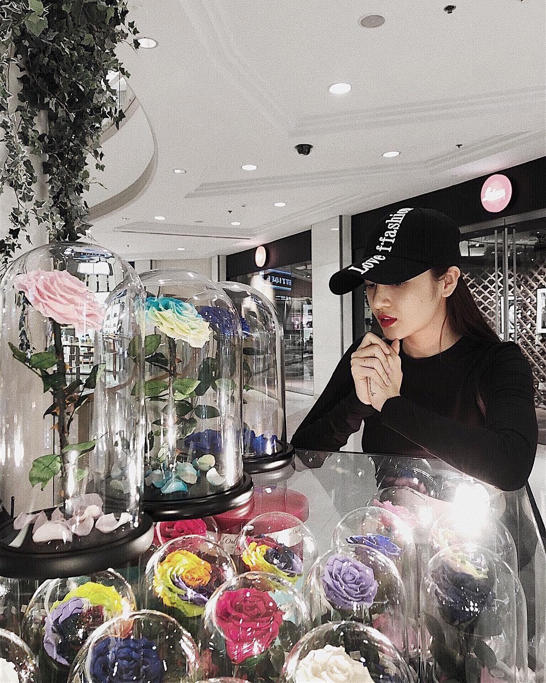 Tin sao Việt: Ngọc Trinh khẳng định vòng eo 56 centimet vẫn còn nguyên vẹn-6