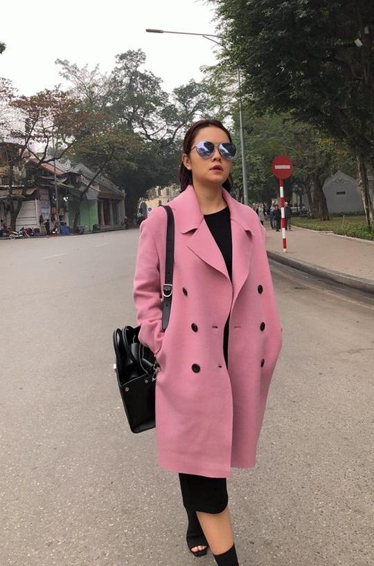 Tin sao Việt: Ngọc Trinh khẳng định vòng eo 56 centimet vẫn còn nguyên vẹn-12