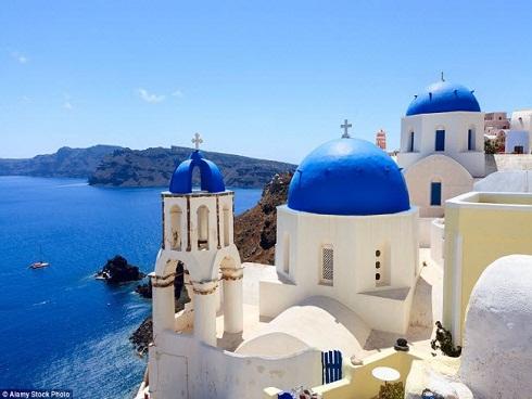 Những điểm du lịch được nhuộm màu xanh đẹp mê mẩn khắp thế giới