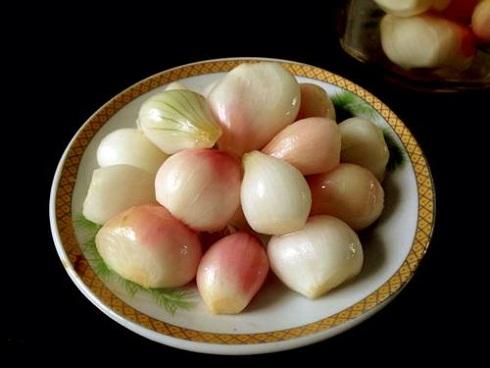 Mẹo chọn hành để muối đảm bảo giòn ngon như ý cho ngày Tết