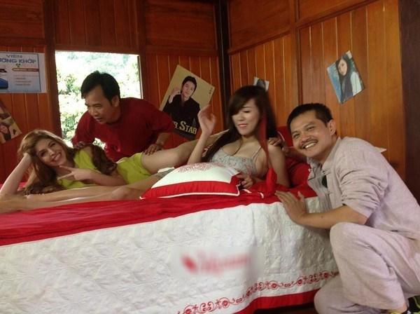 Hài Tết toàn hot girl khoe thân hở hang, vì sao vẫn cấp phép?-1