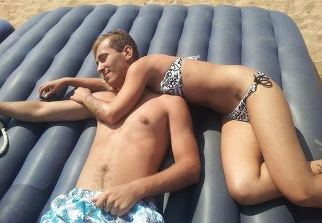 Nhìn cẩn thận nhé, không lại nhầm to đấy anh em-2