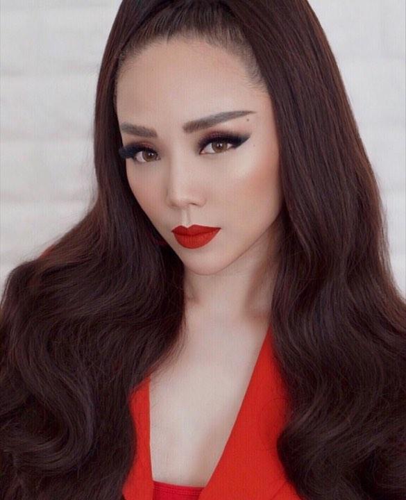 Tạo hình mới của Tóc Tiên bị chê như ni cô đội tóc giả-4