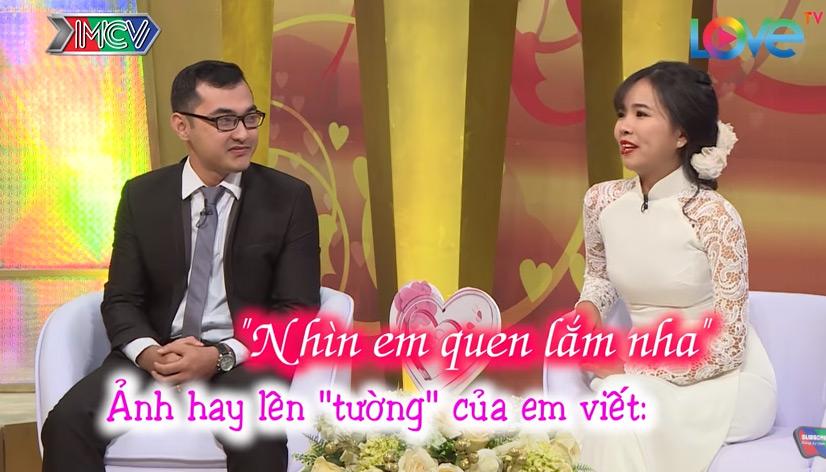 Ai được như anh chồng này, quỳ gối cầu hôn vợ và hứa sẽ yêu em suốt cuộc đời ngay trên sóng truyền hình-5