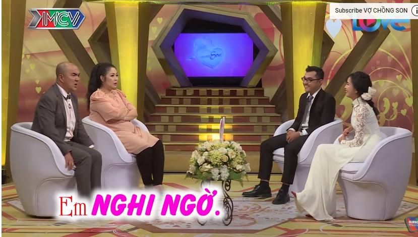 Ai được như anh chồng này, quỳ gối cầu hôn vợ và hứa sẽ yêu em suốt cuộc đời ngay trên sóng truyền hình-10