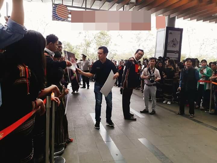 Buôn làng Ê Đê hào hứng chào đón hoa hậu HHen Niê ngày trở về-7