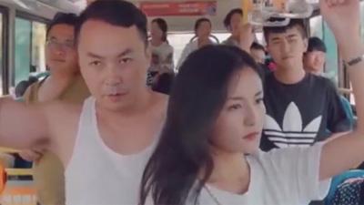 Chàng trai bị đánh vì giúp người đẹp thoát yêu râu xanh-1