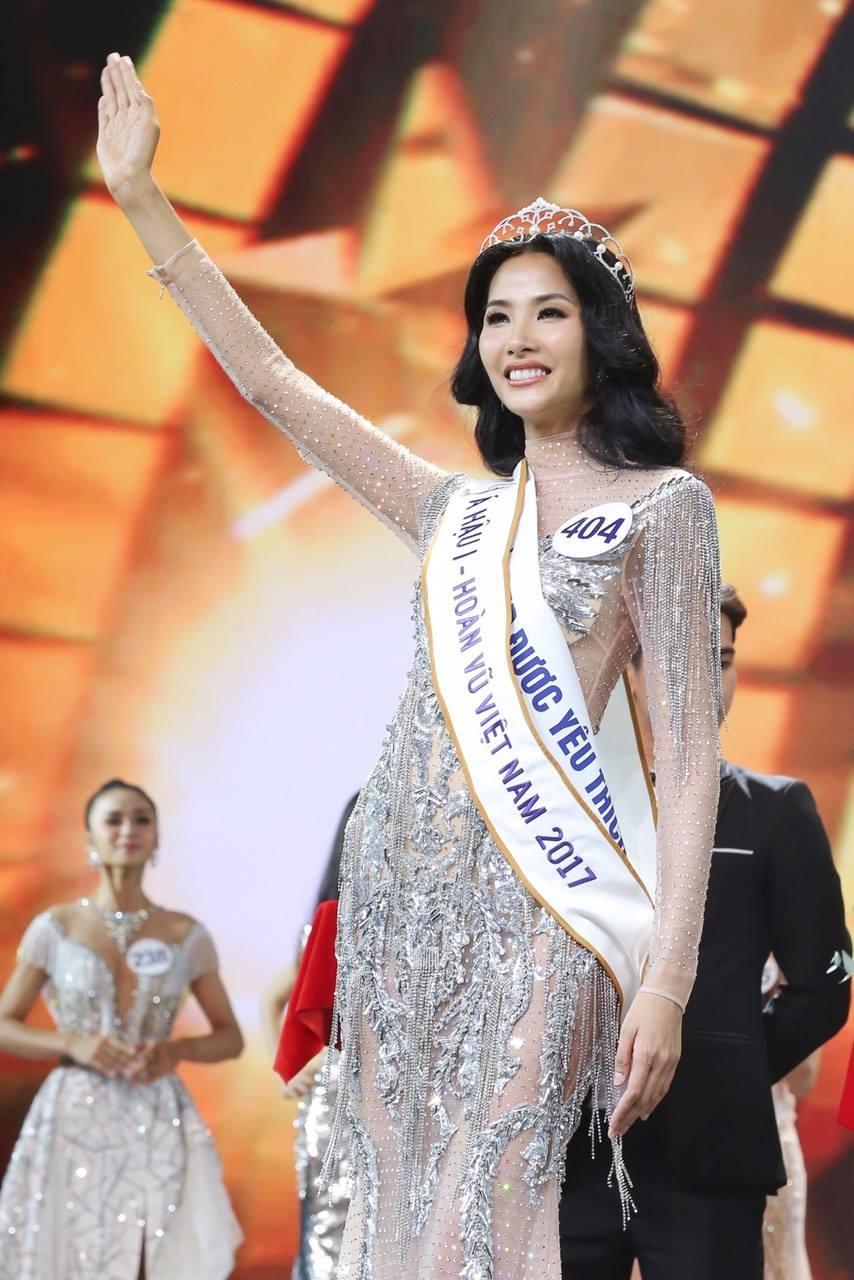 Dàn Á hậu 1 cuộc thi Hoa hậu Hoàn vũ Việt Nam: Người tiến bước lừng lẫy, kẻ bỏ dở cuộc chơi-10