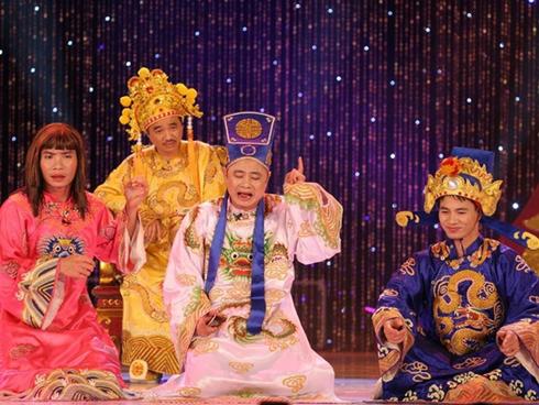 Clip: Lời chúc Tết bá đạo từ gia đình không cùng huyết thống của Xuân Bắc-3