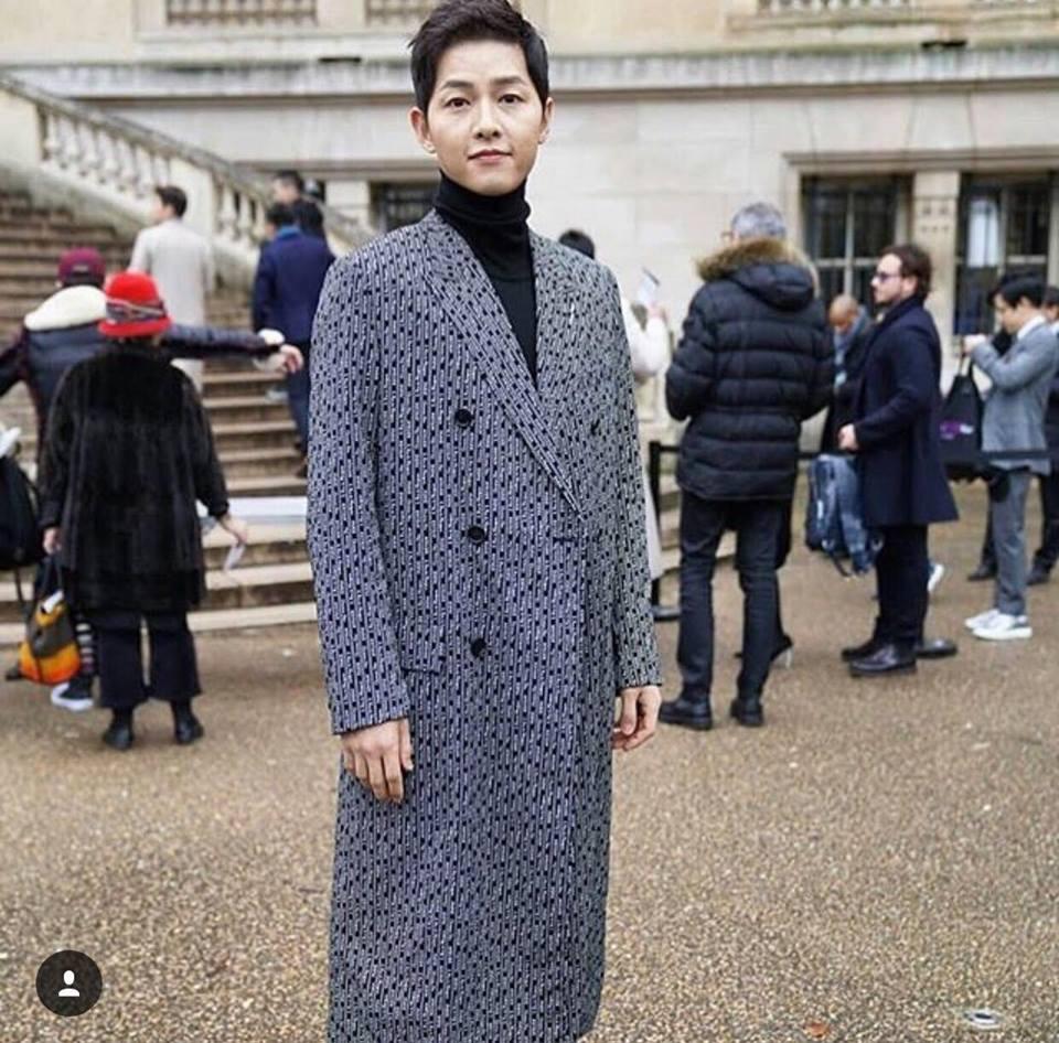 Song Hye Kyo - Song Joong Ki chiếm sóng bảng thời trang sao Hàn tuần qua-4