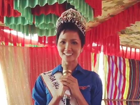 Dân mạng phản đối HHen Niê để tóc dài nếu muốn chinh phục vương miện Hoa hậu Hoàn vũ Thế giới 2018-6