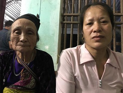 Mẹ thủ môn Bùi Tiến Dũng: 'Tôi nín thở, không dám nhìn màn hình ti vi'