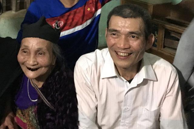 Mẹ thủ môn Bùi Tiến Dũng: Tôi nín thở, không dám nhìn màn hình ti vi-6