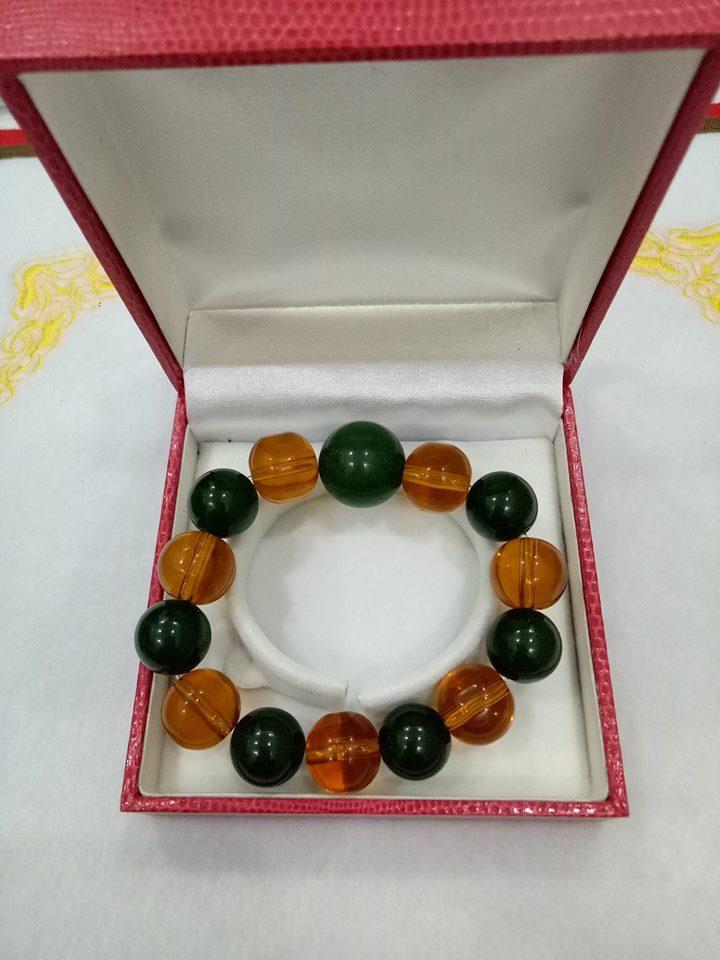 Lâm Khánh Chi thưởng nóng cho thủ môn Bùi Tiến Dũng món quà trị giá 4.000 USD-4