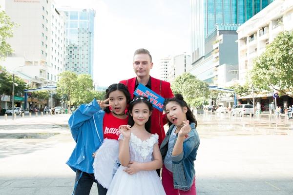 Không khí Tết rộn ràng trong loạt MV của các nghệ sĩ Vpop-2