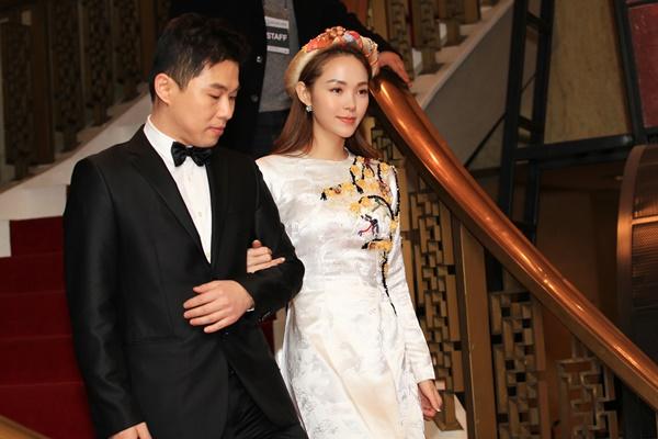 Bạn trai Soo Young (SNSD) chăm chú lắng nghe Minh Hằng thể hiện khả năng nói tiếng Hàn-2