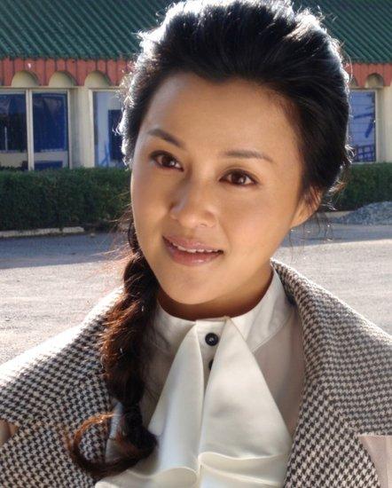 Giàu có là thế nhưng Phạm Băng Băng vẫn lép vế trước A hoàn của Triệu Vy-6