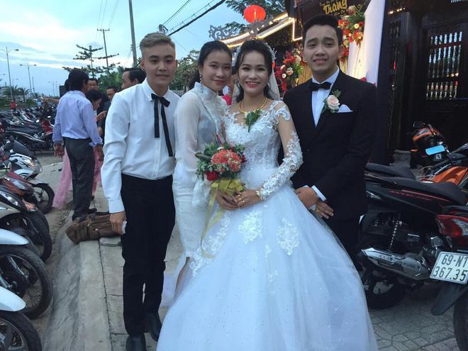 Anh chồng khóc như mưa giữa đám cưới suýt bị bố mẹ vợ từ chối vì thấy trẻ, đẹp trai-2