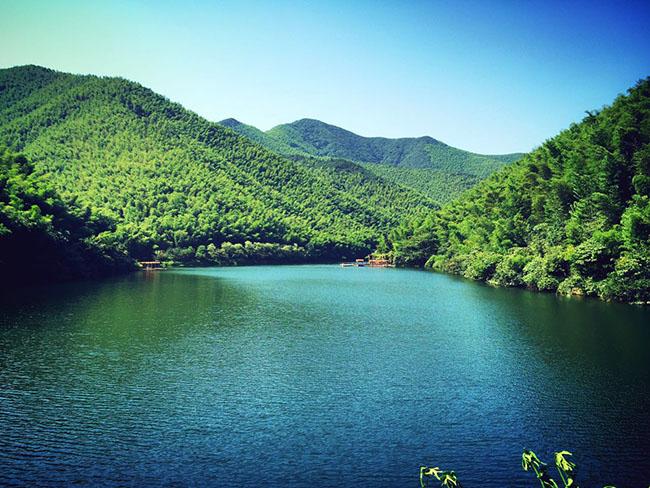 Tới Thường Châu xem chung kết U23, không thể bỏ qua hồ nước đẹp huyền bí này-2