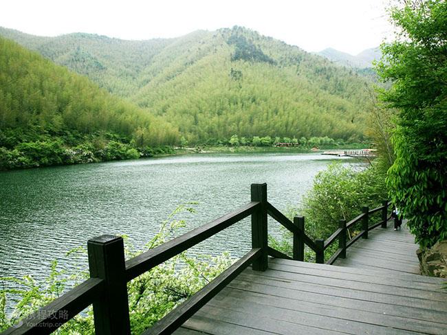 Tới Thường Châu xem chung kết U23, không thể bỏ qua hồ nước đẹp huyền bí này-4