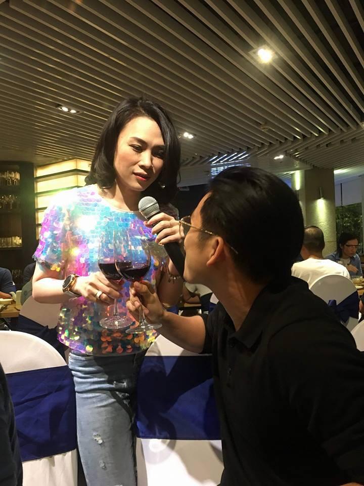 Trẻ trung lại vui tính, chị Mỹ Tâm xào rau có đụng hàng với Min và Yoona cũng là lẽ thường-1