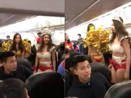 NTK bộ trang phục bikini đón chào U23 bị dân mạng ‘ném đá’ khẳng định không hợp tác với hãng hàng không