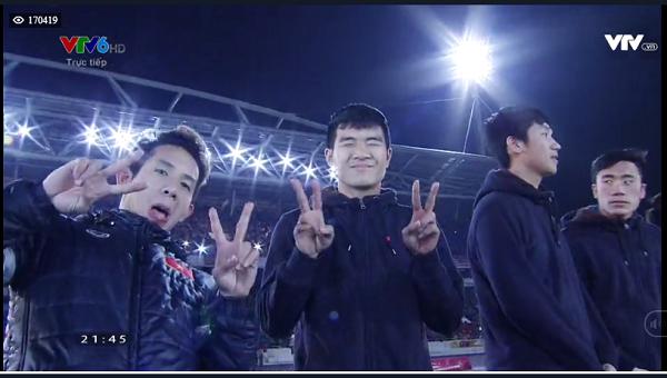 Xuân Trường cùng đồng đội quẩy tưng bừng với Ngọc Anh và Tô Minh Đức-2