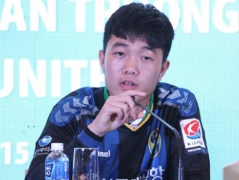 Không còn oh yeah hay meo meo, Sơn Tùng M-TP bắt nhịp cho khán giả hô khẩu hiệu mới khi chúc mừng U23-1