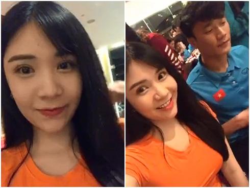 Livestream cùng 'thủ môn quốc dân' Bùi Tiến Dũng, Thanh Bi trở thành cô gái bị 'chị em ghen tỵ' nhất đêm qua