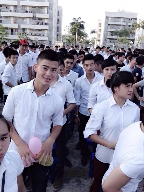 Tuyển tập trọn bộ ảnh U23 Việt Nam mặc sơ mi trắng khiến fan nữ rụng rời-8