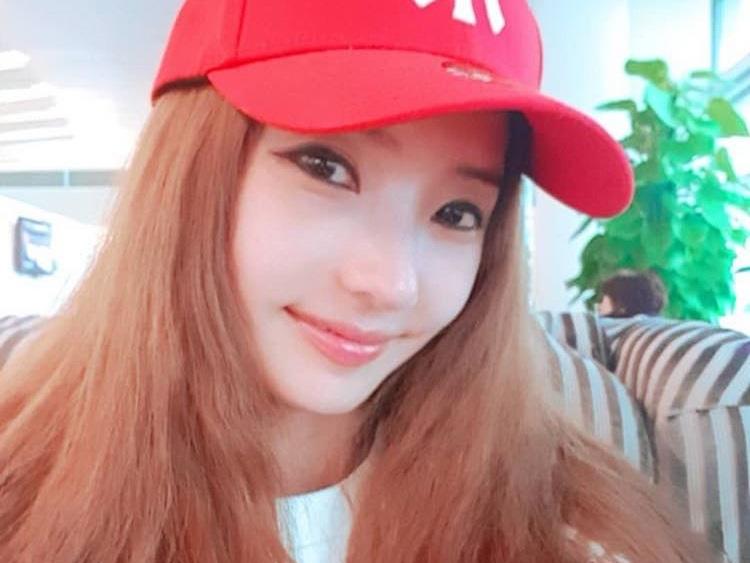 Sao Hàn 30/1: Big Bang Taeyang và vợ sắp cưới Min Hyorin tung ảnh cưới ngọt ngào-10