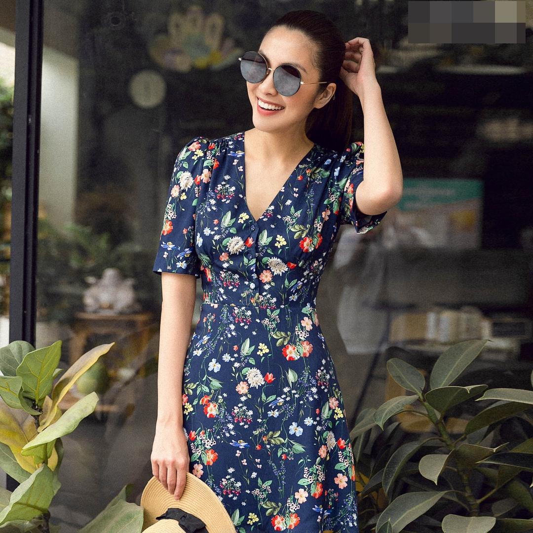 Tin sao Việt: Dân mạng xôn xao truyền tay bộ ảnh Hồ Ngọc Hà và Kim Lý tình bể bình-8