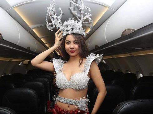 Đứng đầu TOP SAO XẤU tuần này: Chân dài Lại Thanh Hương lộ body ngấn mỡ khi mặc bikini chào đón U23-9
