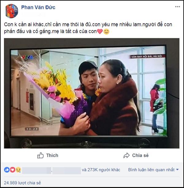 Sao Việt rơi nước mắt xót xa những người hùng U23 bị lãng quên ngày trở về-6