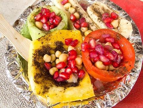 Thoạt trông thì lem nhem, nhưng khi chạm lưỡi thì món ăn này khiến ai cũng phải ngỡ ngàng