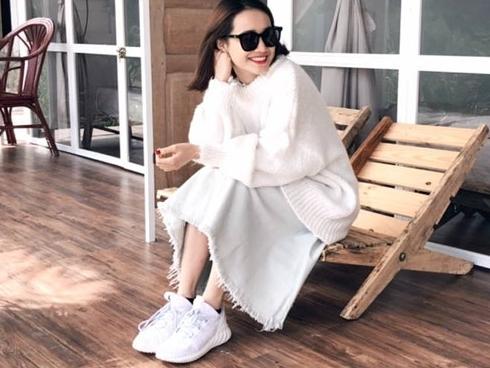 Nhã Phương lặng lẽ về nước sau màn cầu hôn ồn ào của Trường Giang