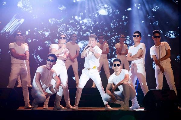 Đàm Vĩnh Hưng hân hoan báo tin mừng gia đình đã bình yên sau chuyện nợ nần của mẹ-5