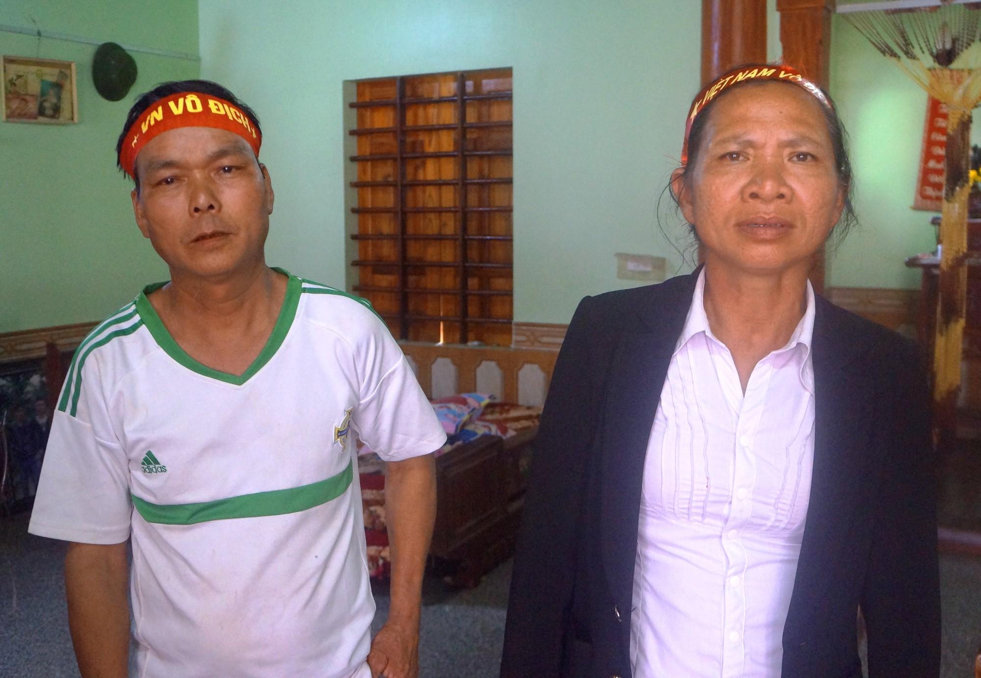 Hậu vệ Phạm Xuân Mạnh: Có tiền thưởng con gửi về để bố mẹ trả nợ-2