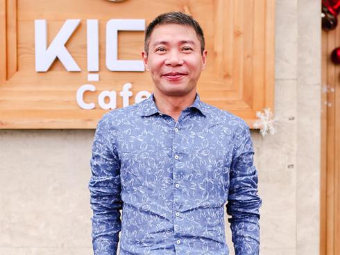 Công Lý: 'Tôi hay rượu nhưng chưa bao giờ bỏ bê, đánh đập, bạo lực vợ con'