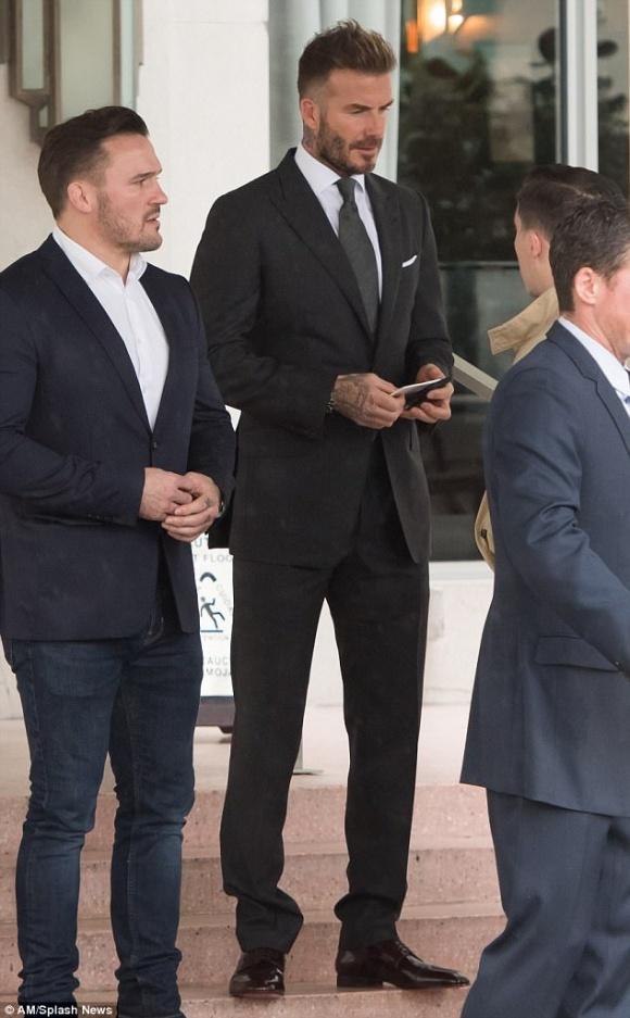 David Beckham xuống tóc điển trai ngời ngời thế này, chị em nào chẳng bấn loạn-1