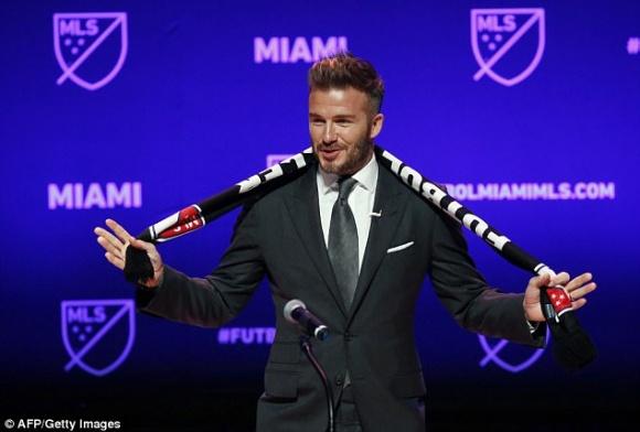 David Beckham xuống tóc điển trai ngời ngời thế này, chị em nào chẳng bấn loạn-4