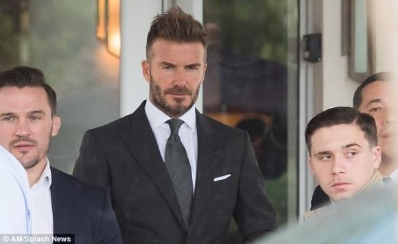 David Beckham xuống tóc điển trai ngời ngời thế này, chị em nào chẳng bấn loạn-7
