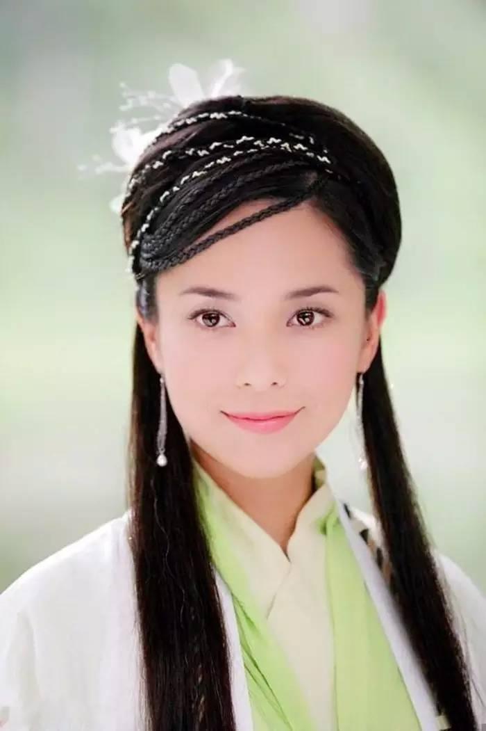 Hoa hậu Hong Kong từng phá thai để đóng phim bây giờ ra sao?-4