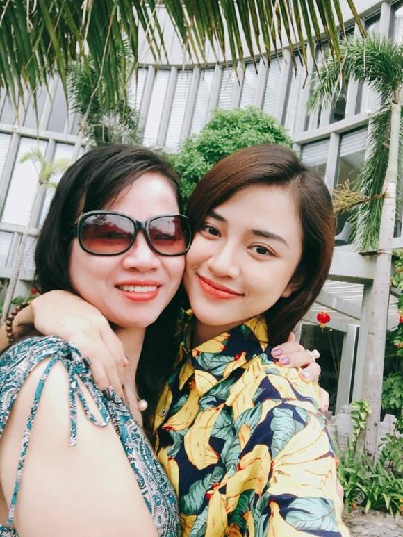 Hot girl - hot boy Việt: Dân mạng chia sẻ chóng mặt bức ảnh Quang Hải lọt thỏm khi đứng cạnh Văn Hoàng-3